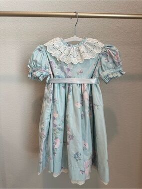 Vintage Y2K Simi Baby size 5 Light Blue Floral Dress with Eyelet Collar